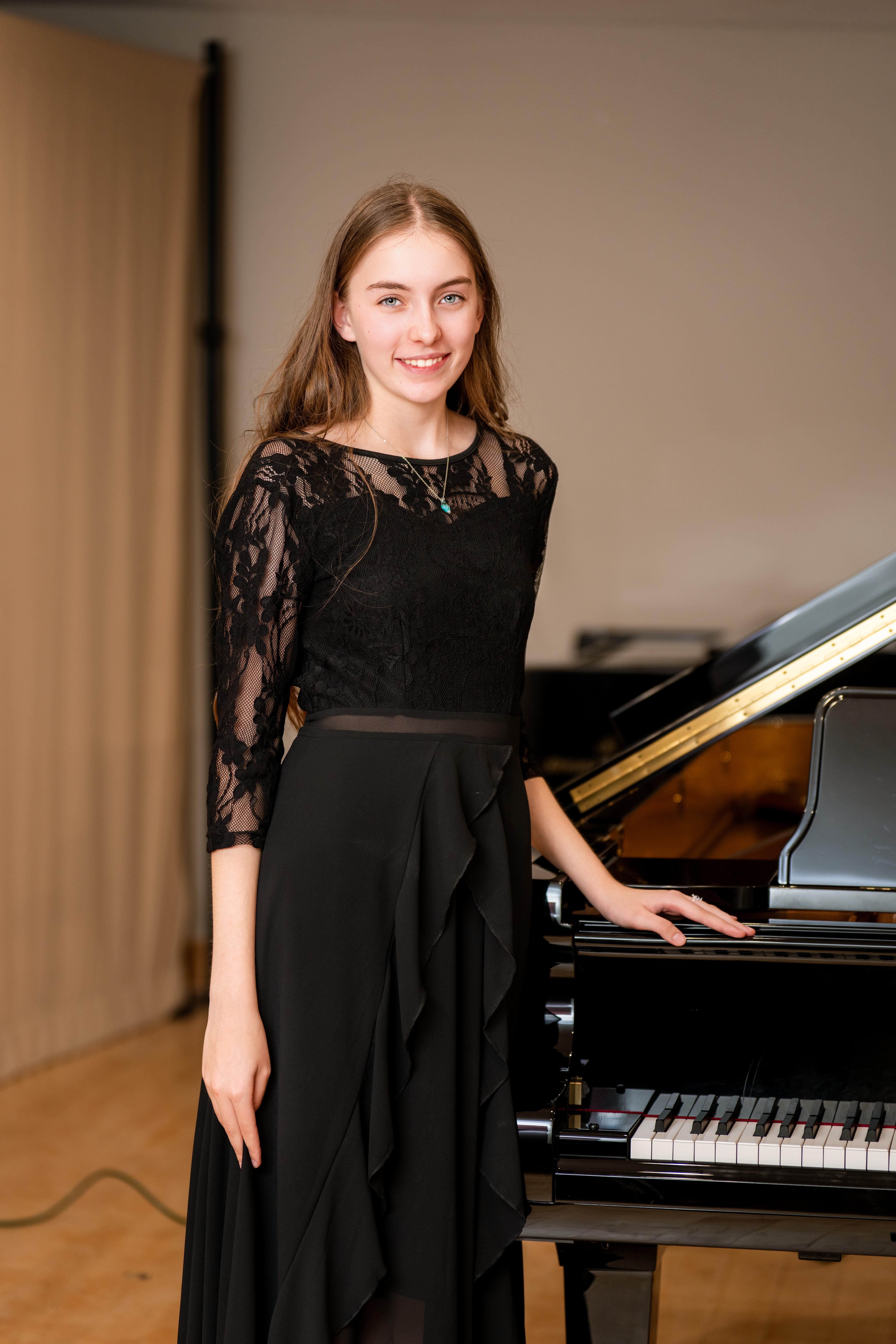 Host Eva